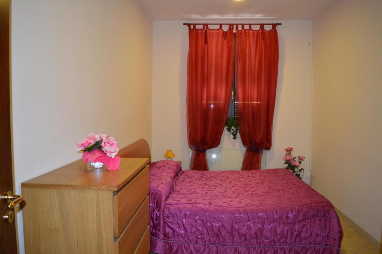 Villa Carmen Кастел Волтурно Екстериор снимка